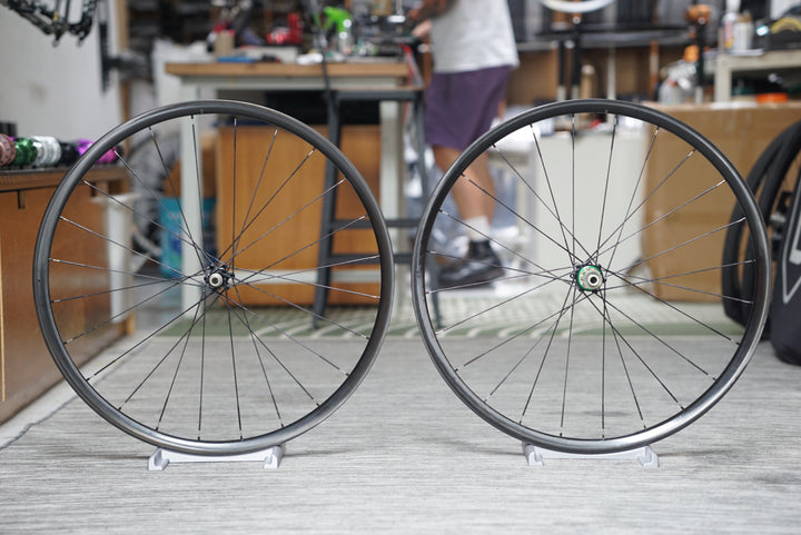 Light Bicycle AR25 // Berd Spoke // Extralite SPD-3